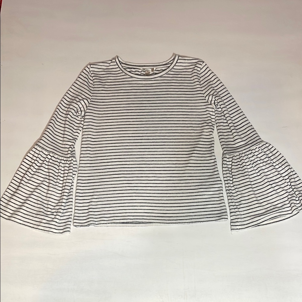 Banana Republic Women’s Bell Sleeve Top Size S Black White Striped Ruffle Sleeve
